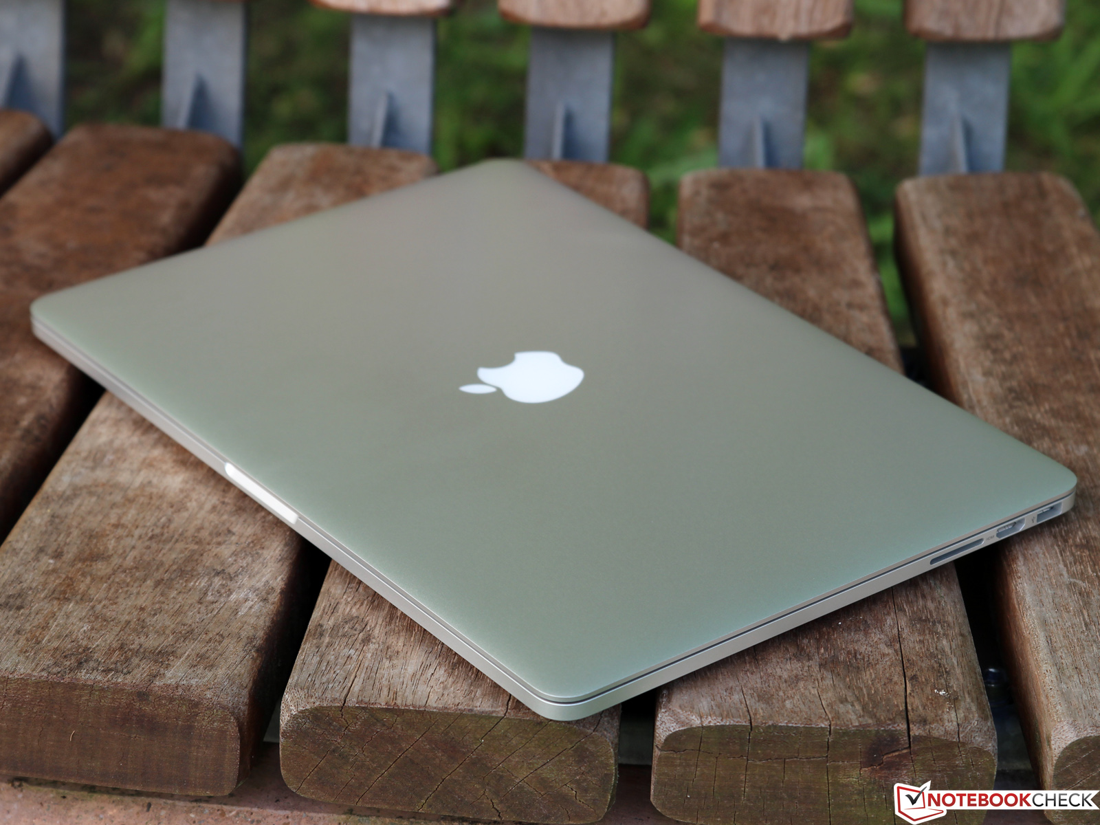Apple MacBook Pro Retina 15 (Mid 2015) Review - NotebookCheck.net Reviews