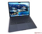 The 2022 MacBook Air with the Apple M2 chip rocks a new design. (Source: Notebookcheck)
