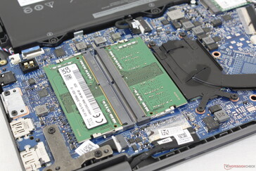 Accessible 2x SODIMM slots up to 64 GB. We can notice just slight electronic noise from our test unit