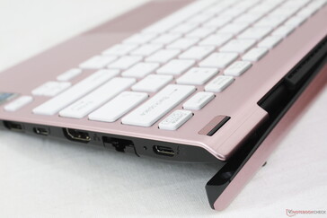Base rises at an angle when opening the lid to aid in typing ergonomics