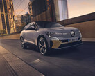 Renault has opened a priority list for its Megane E-Tech 100% Electric in the UK. (Image source: Renault)