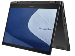 The Asus ExpertBook B2 Flip B2502FBA-N80141X, provided by Asus Germany.