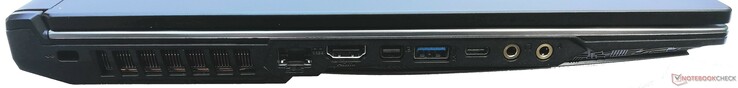Right side: Kensington Security Slot, Gigabit Ethernet port, HDMI-out, Mini DisplayPort port, one USB 3.2 Gen2 Type-A port, one USB 3.2 Gen2 Type-C port, one headphone jack, one microphone jack