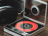 The Shanling EC Zero AKM portable CD player comes with Bluetooth transmission, CD ripping, and USB DAC capabilities. (Image source: Shanling)