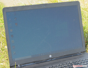 The HP 17 outdoors (taken in bright sunlight).