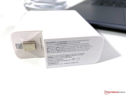 135-Watt AC adapter (USB-C)