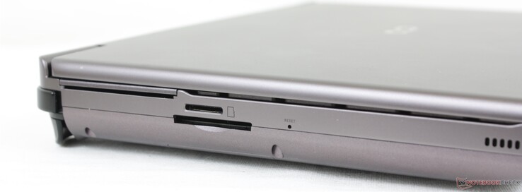 Left: MicroSD reader, SD reader