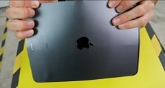 Koroy could completely bend the iPad out of shape by the end of his test. (Source: YouTube)