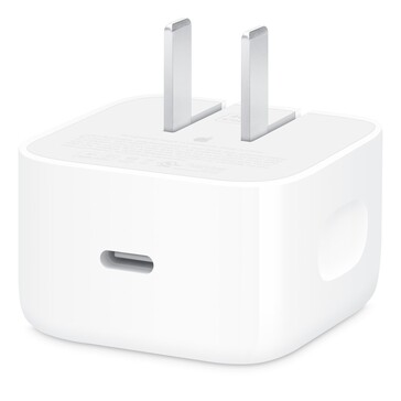 The new dynamic Apple 40W adapter can charge the iPhone 17 and iPhone 17 Pro (Max) to 50% battery in just 20 minutes. (Image source: Apple)