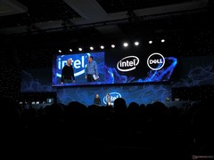 Dell briefly teases new XPS laptop with Ice Lake at Intel keynote