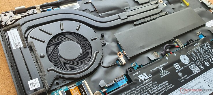 Two heat pipes in the AMD model