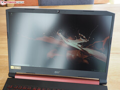 Using the Acer Nitro 5 with light shining on the display
