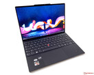 Lenovo ThinkPad Z13 G1 OLED Review - Business-Laptop with an AMD Ryzen 7 Pro 6860Z