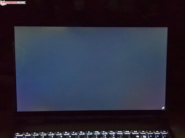 Almost no backlight bleeding (enhanced in this picture)