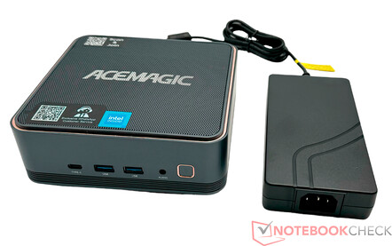 Acemagic F2A with power adapter (19 V; 6.3 A)