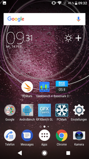 The default launcher supports up to five homescreens.