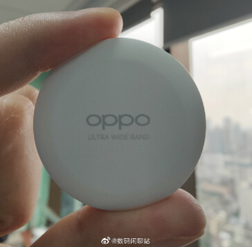 Alleged photo of Oppo's upcoming object tracker (image via Weibo)