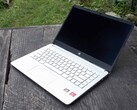 HP 14s with Ryzen in review: Cheap laptop gives away potential