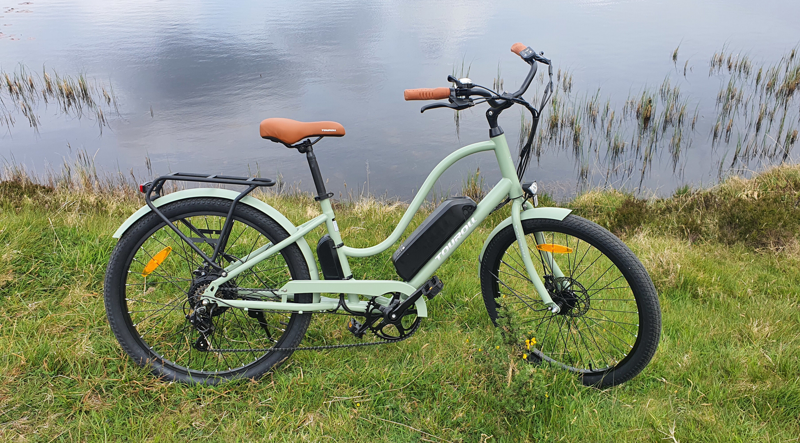 Stylish and extremely affordable e-bike with a decent range - Touroll B2 on test