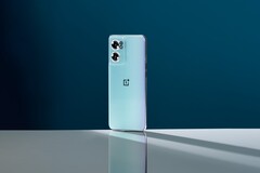 The OnePlus Nord CE 2 featuring a MediaTek Dimensity 900 SoC is now official. (Image Source: OnePlus)