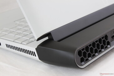 Protruding ovular rear designed specifically for cooling. This is the thickest part of the laptop
