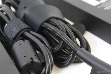 Unlike most other AC adapters, the Razer power cable is braided for increased durability and longevity. However, this approach also makes the cable thicker, heavier, and stiffer to handle