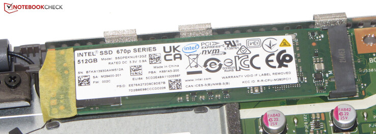 A PCIe Gen3 SSD serves as the system drive