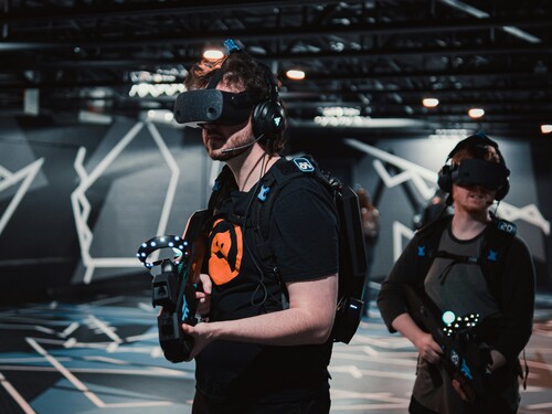 AR and VR are set to make significant strides in the gaming industry (Source: Unsplash)