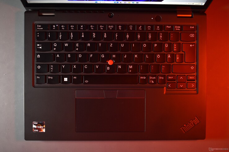 ThinkPad L13 Yoga G4 AMD: keyboard area