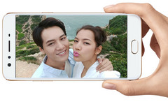 The Oppo F3 Plus&#039; selfie cameras in action. (Source: Oppo)