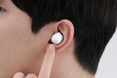 Samsung Galaxy Buds2 Pro now offers a proprietary Hi-Fi codec and longer runtimes. (Image Source: Samsung)