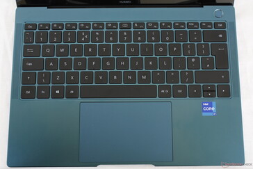 UK keyboard layout as the system is not officially available in North America