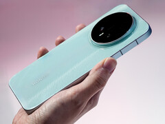 The Magic 8 series is expected to launch in October 15, 2025. Pictured: the Magic 8. (Image source: Li Kun)