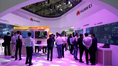 Huawei may have 12 month&#039;s worth of components for its devices. (Source: Reuters)