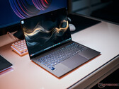 The Asus Zenbook S 14 (model UX5406SA-S14.U71TB) is available in the Zumaia Gray colorway at Best Buy (Image source: Andreas Osthoff / Notebookcheck)