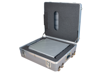 The transport case has a retractable handle and wheels. (Image: Western Digital)