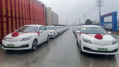 The demo E70 models with semi-solid state battery (image: DongFeng)