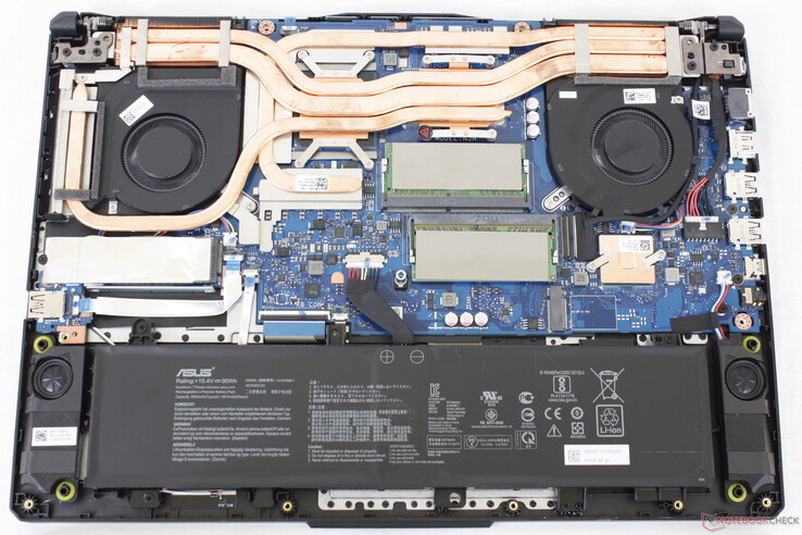 Asus FX506HM for comparison. Note the fewer copper heat pipes when compared to the FX507