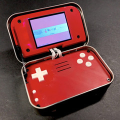 The mintyPi 2.0 fits classic gaming in a small (and refreshing) case. (Source: Sudo Mod)