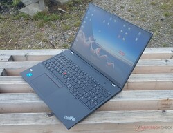 Lenovo ThinkPad T16 G1 Intel, provided by: