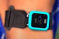 The K&#039;Watch Athlete wearable gives users access to their real-time lactate levels. (Image source: PKVitality - edited)
