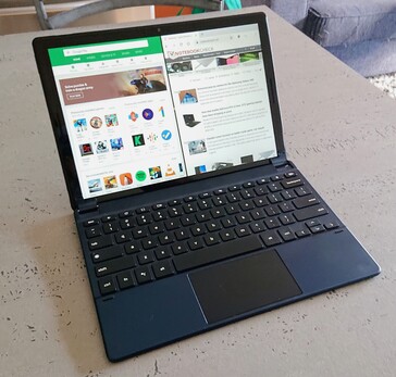 Chrome OS offers a mulit-windowed experience, but now it has a distinct edge when it comes to touch-first apps. (Image credit: Notebookcheck)