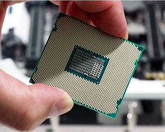 The 8-core Coffee Lake-X CPUs will provide competition for AMD&#039;s Ryzen 7 2700X. (Source: HotHardware)