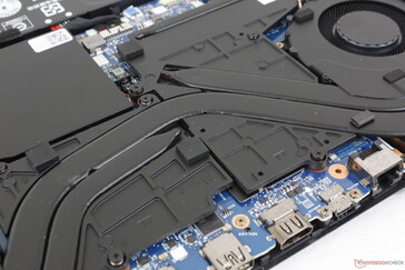 The heat pipes are thicker and larger than on most other laptops
