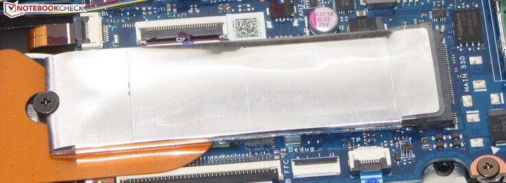 A PCIe 3 SSD serves as system drive.