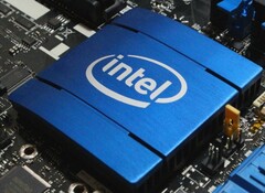 The new Comet Lake-S motherboard chipsets will not support the PCIe 4.0 standard. (Image Source: Intel)