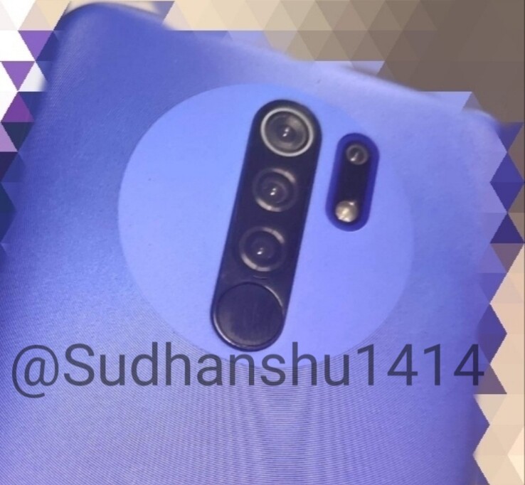 The "Redmi 9" is surrounded by possibly source ID-saving pixelation. (Source: Twitter)