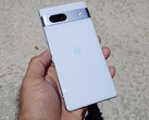 The Pixel 7a in its Arctic Blue finish. (Image source: Munchy)