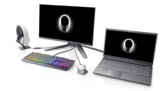 Alienware has released the R3 generation of m15 and m17 gaming laptops. (Source: Alienware)