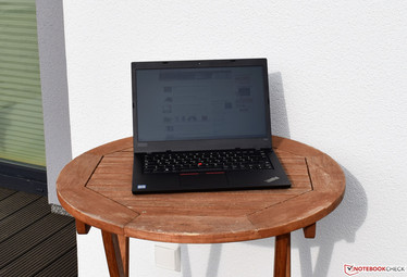 Lenovo ThinkPad L480 under sunlight